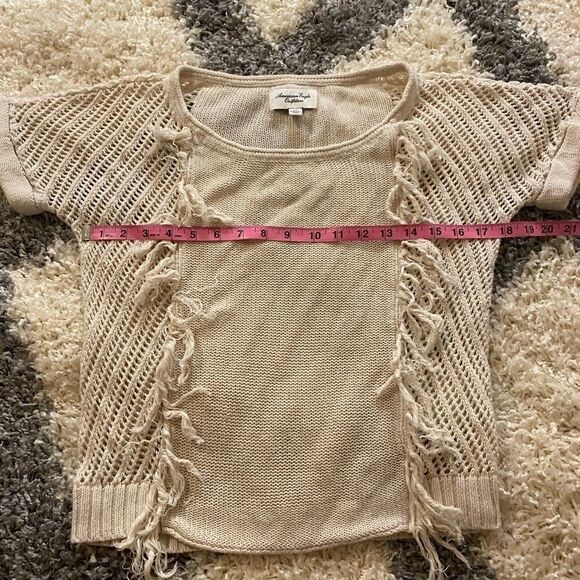 American Eagle, beige cropped short sleeved top - Picture 5 of 6